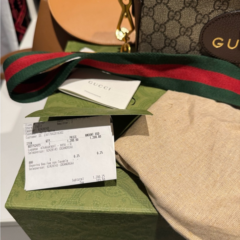 Gucci Brown GG Supreme Crossbody with Green-Red Web Strap - Picture 2 of 9